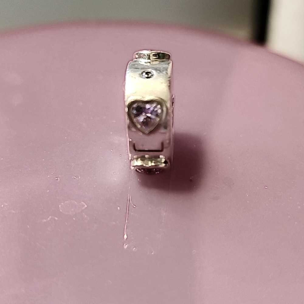 Pandora clip